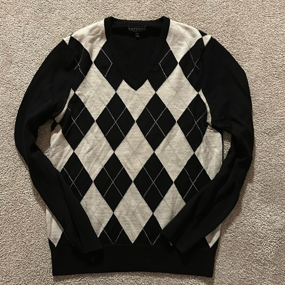 Express merino wool argyle sweater! In great pre-owned condition!